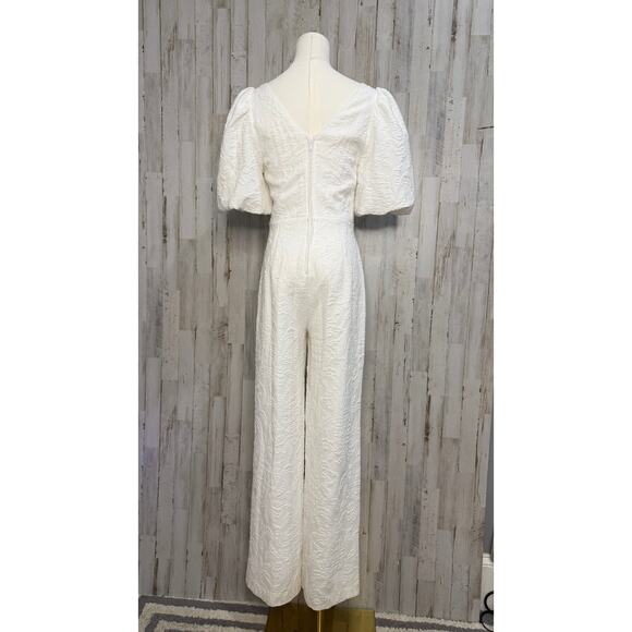 NWT Lilly Pulitzer White Jacquard Kirrabelle Short Sleeve Jumpsuit Size 00 - Picture 4 of 6